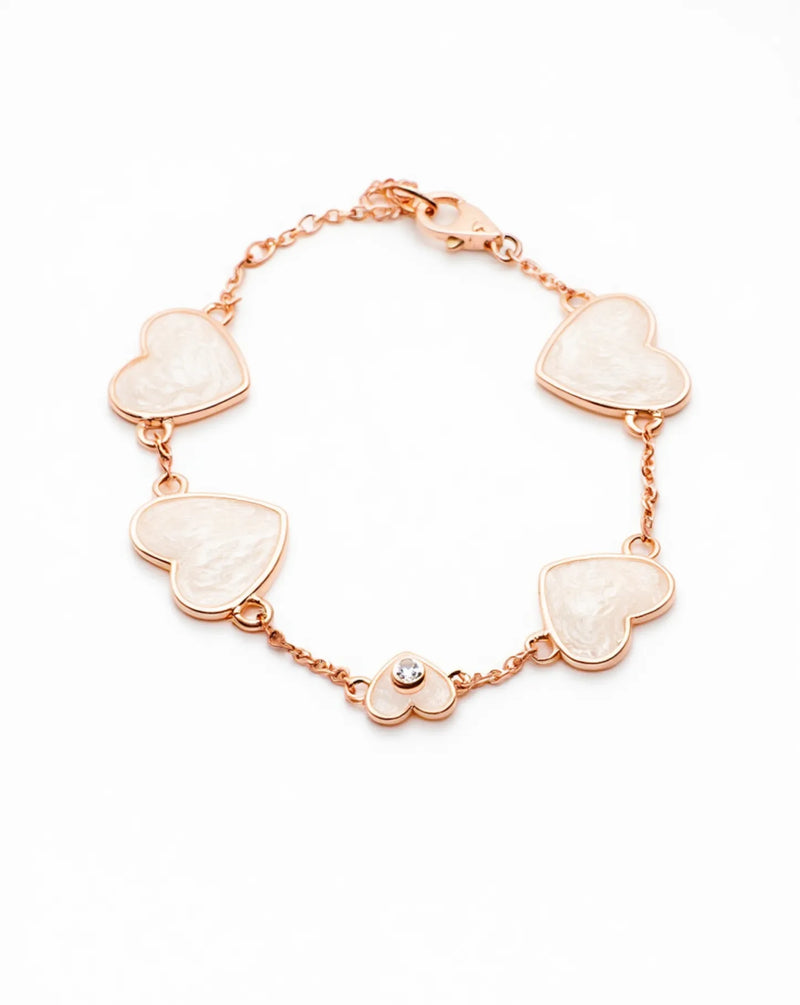 Heart Charm Bracelet alt