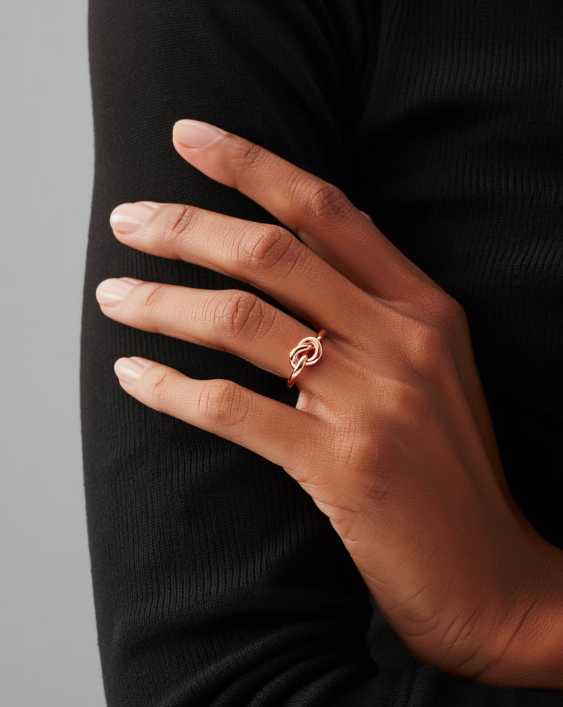 Knot Form Ring